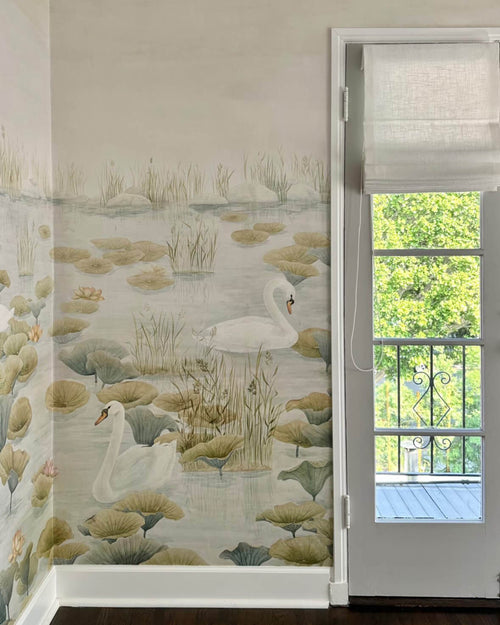 Swan Lake Mural Wallpaper Green bakom stolar av Sian Zeng