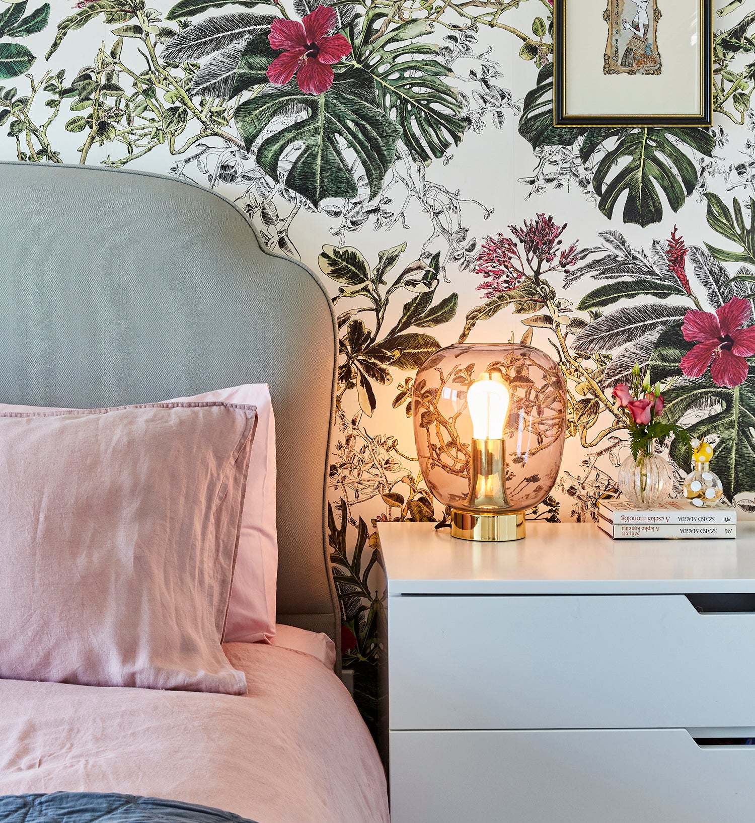 The Best Furniture to Style with your Wallpaper